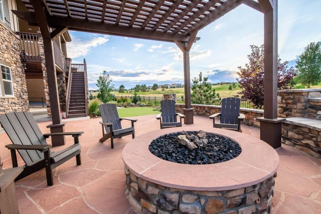 Sunset Casa: Exquisite + Golf Views * Aurora
